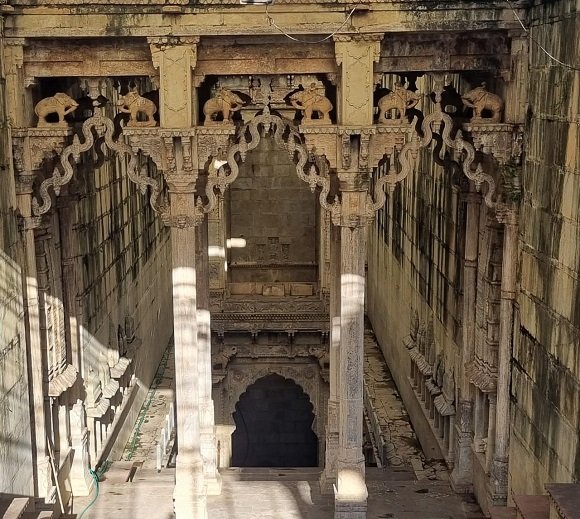 Same-Day Bundi Tour from Jaipur - The City of Stepwells