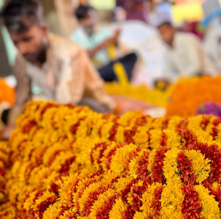Real Jaipur Morning Walk - Flower Market, Chai & Temple